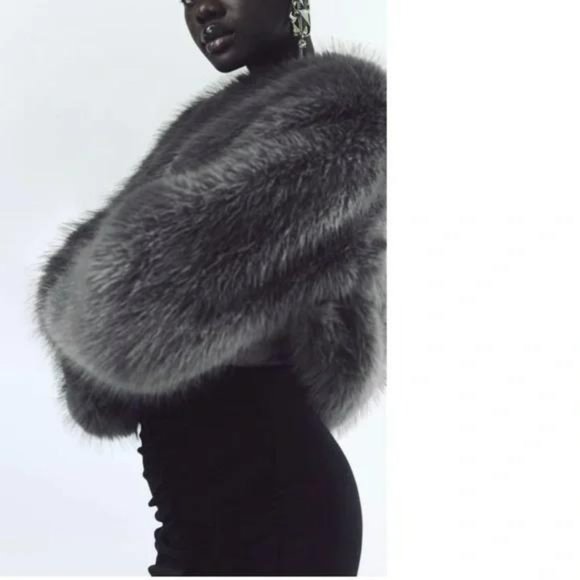 ZARA CROPPED FAUX FUR JACKET - Picture 4 of 11